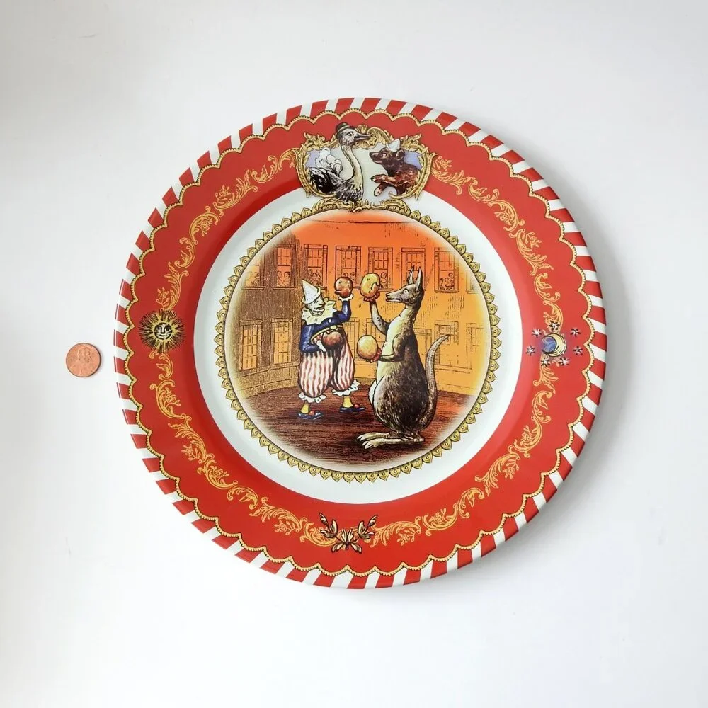 2006 Restoration Hardware Tin Plate Circus Kangaroo Like New